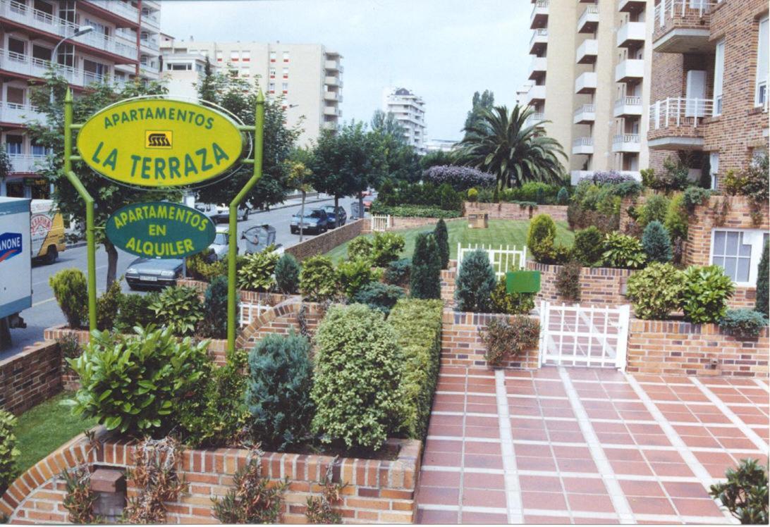 Apartamentos La Terraza ลาเรโด ภายนอก รูปภาพ